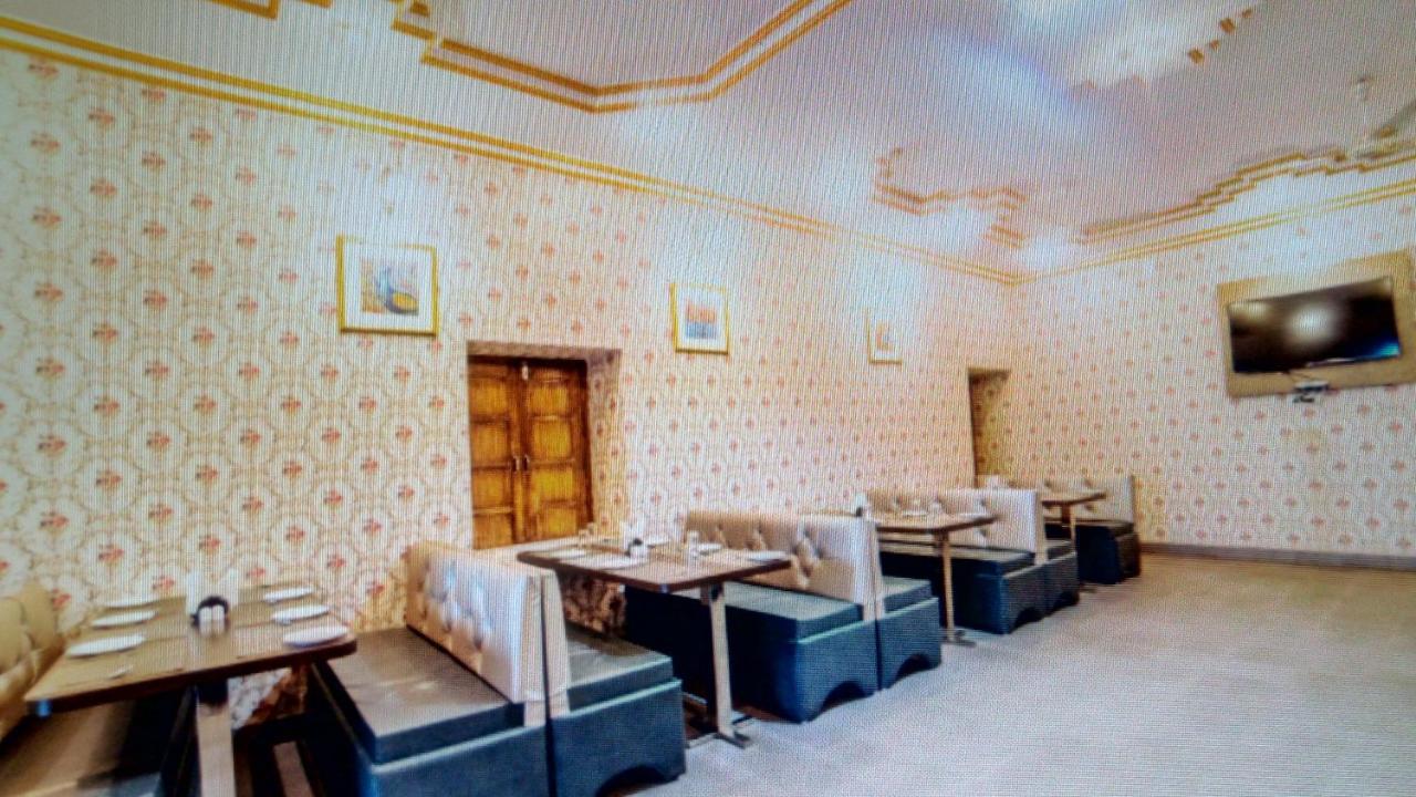 Hotel Hari Bhavan Palace Bikaner Buitenkant foto