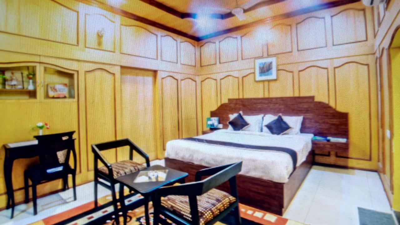 Hotel Hari Bhavan Palace Bikaner Buitenkant foto